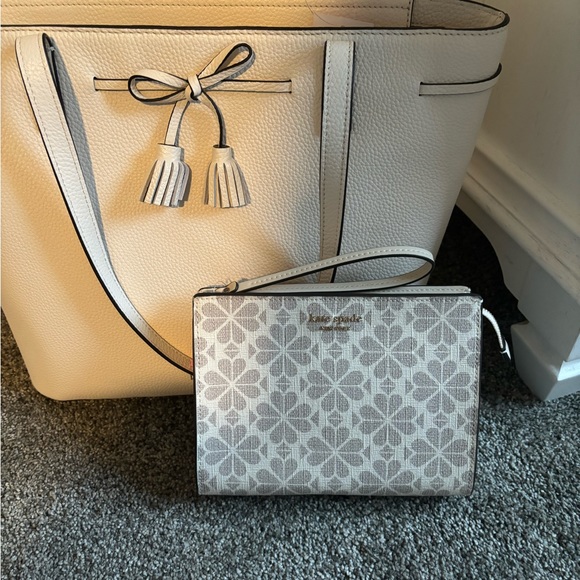 NWT Kate Spade Medium top zip leather tote and matching wallet, wristlet - Picture 11 of 15